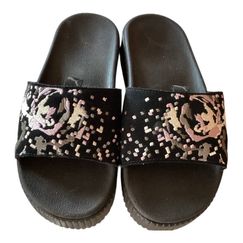 PUMA Black Embroidered Slide Sandal Ladies size 6.5